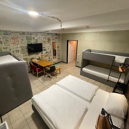 Koby Work&Stay Souterrain Apartment, Wifi&Komfort Херфорд Екстериор снимка